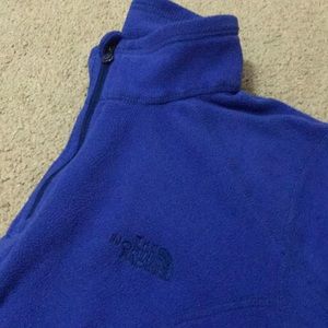 The North Face 1/4 zip pullover fleece